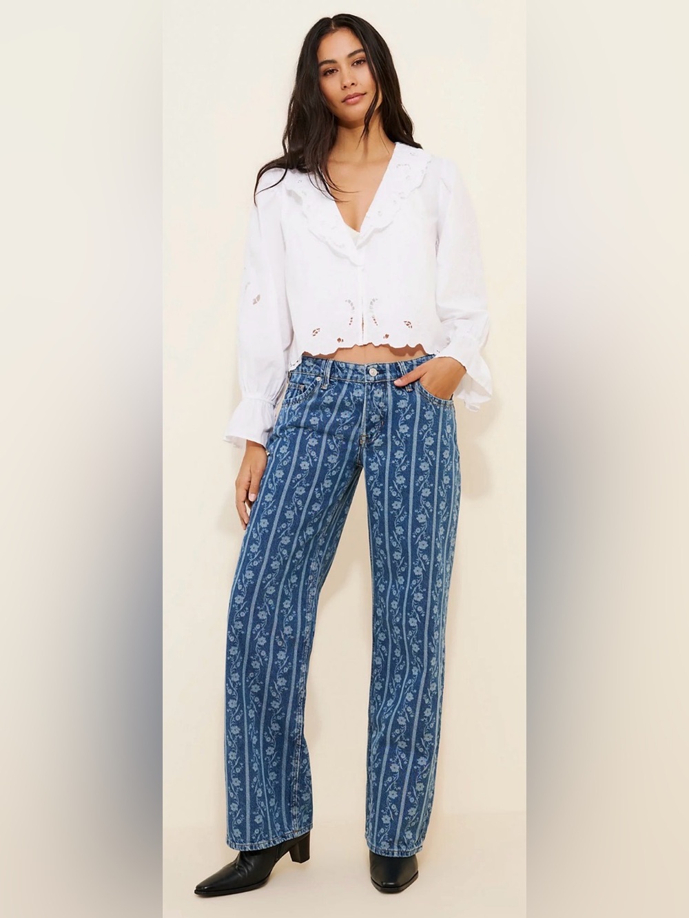 Like New We the Free Tennessee Low Rise Boyfriend Jeans